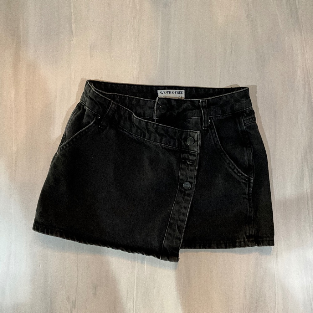 We The Free Wynne Denim Skirt in Eclipse, Size 25